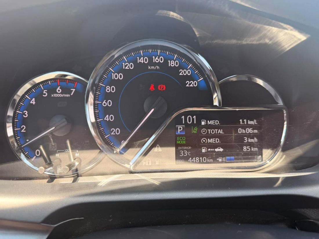 Toyota Yaris Sedan XLS 1.5 Automático Flex 2022/2023 — foto 12 de 15
