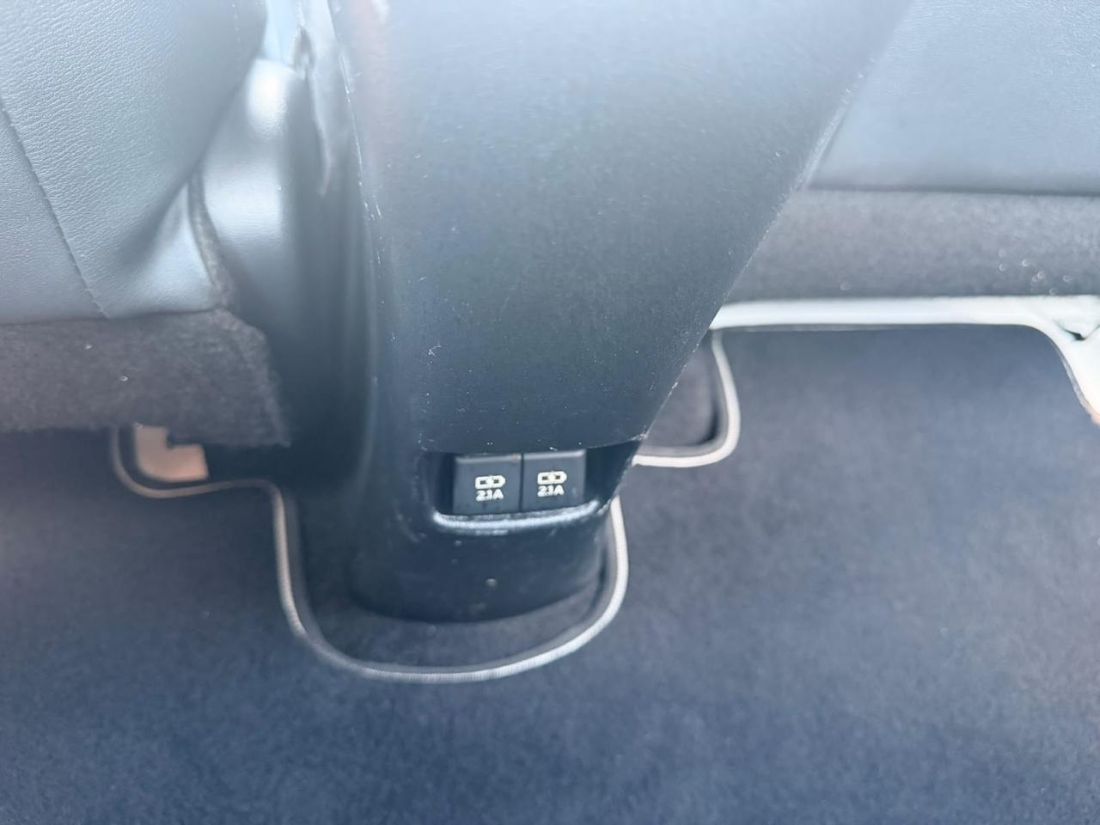 Toyota Yaris Sedan XLS 1.5 Automático Flex 2022/2023 — foto 14 de 15
