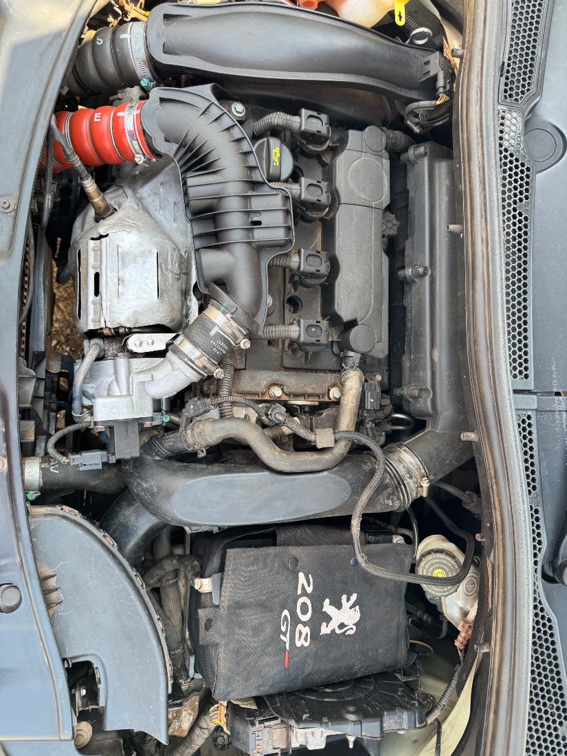 Peugeot Peugeot 208 GT 1.6 THP Mecânico Flex 2017/2018 — foto 15 de 15