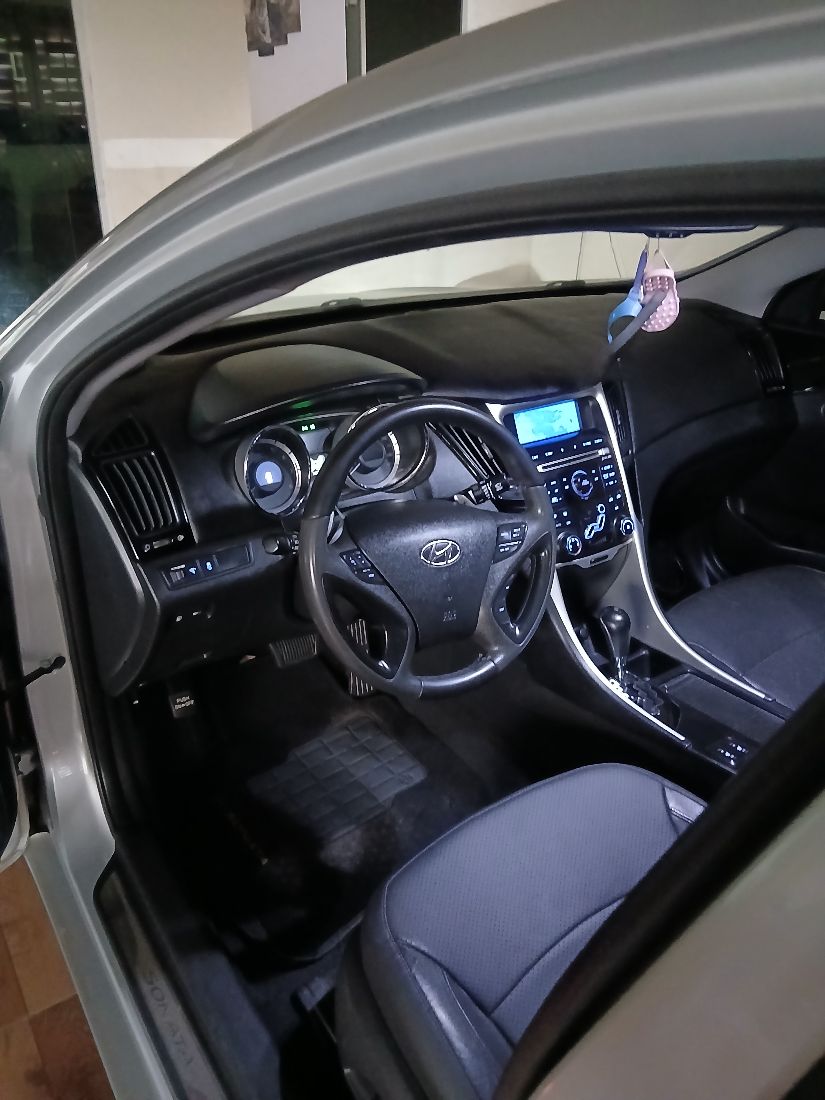 Hyundai Sonata 2.4 Automático 2011/2012 — foto 8 de 12