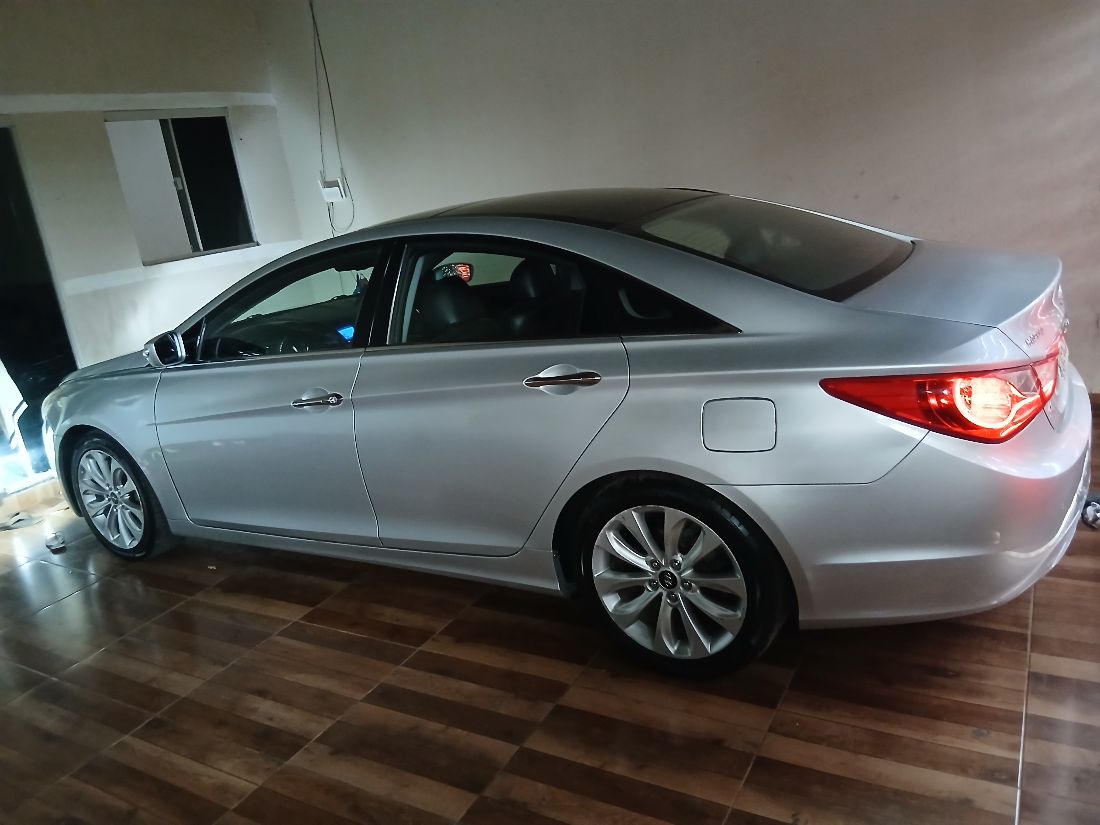 Hyundai Sonata 2.4 Automático 2011/2012 — foto 9 de 12