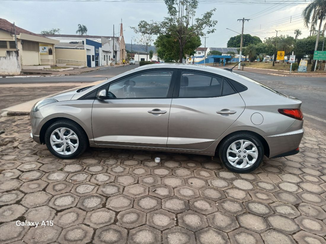 Hyundai HB20S Sedan Vision 1.0 Mecânico Flex 2020/2021 — foto 5 de 14