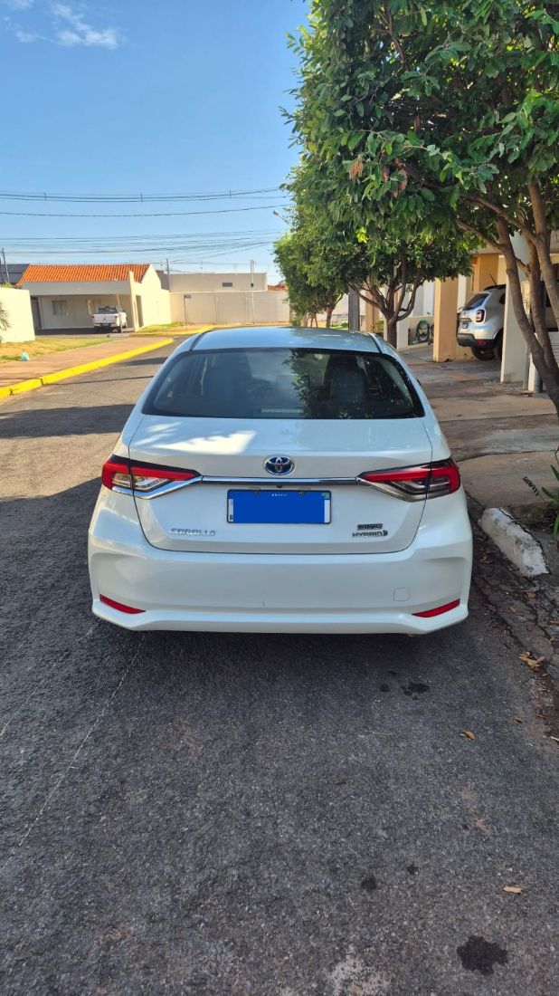 Toyota Corolla Altis Hybrid 1.8 Automático Flex Híbrido 2020/2021 — foto 2 de 6