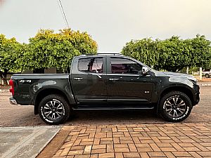 S10 Ltz Cd 2.5 4x4 Automático Flex 2017/2018 em Outras - BR