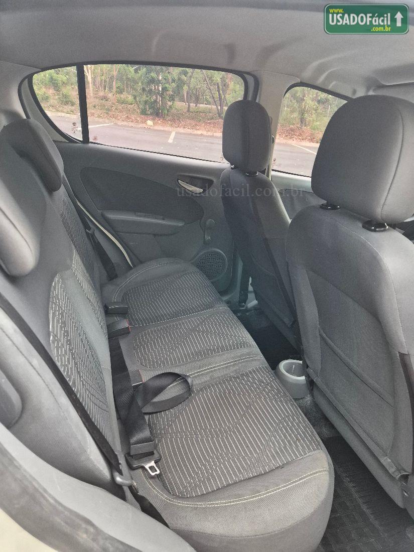 FIAT Palio Attractive 1.0 EVO Fire Flex 5P 2013/2014 — foto 11 de 15