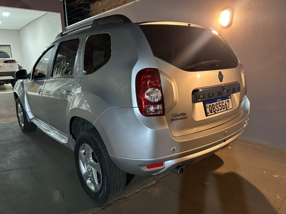 Renault Duster Dynamique 2.0 Automático Flex 2014/2015 — foto 3 de 6