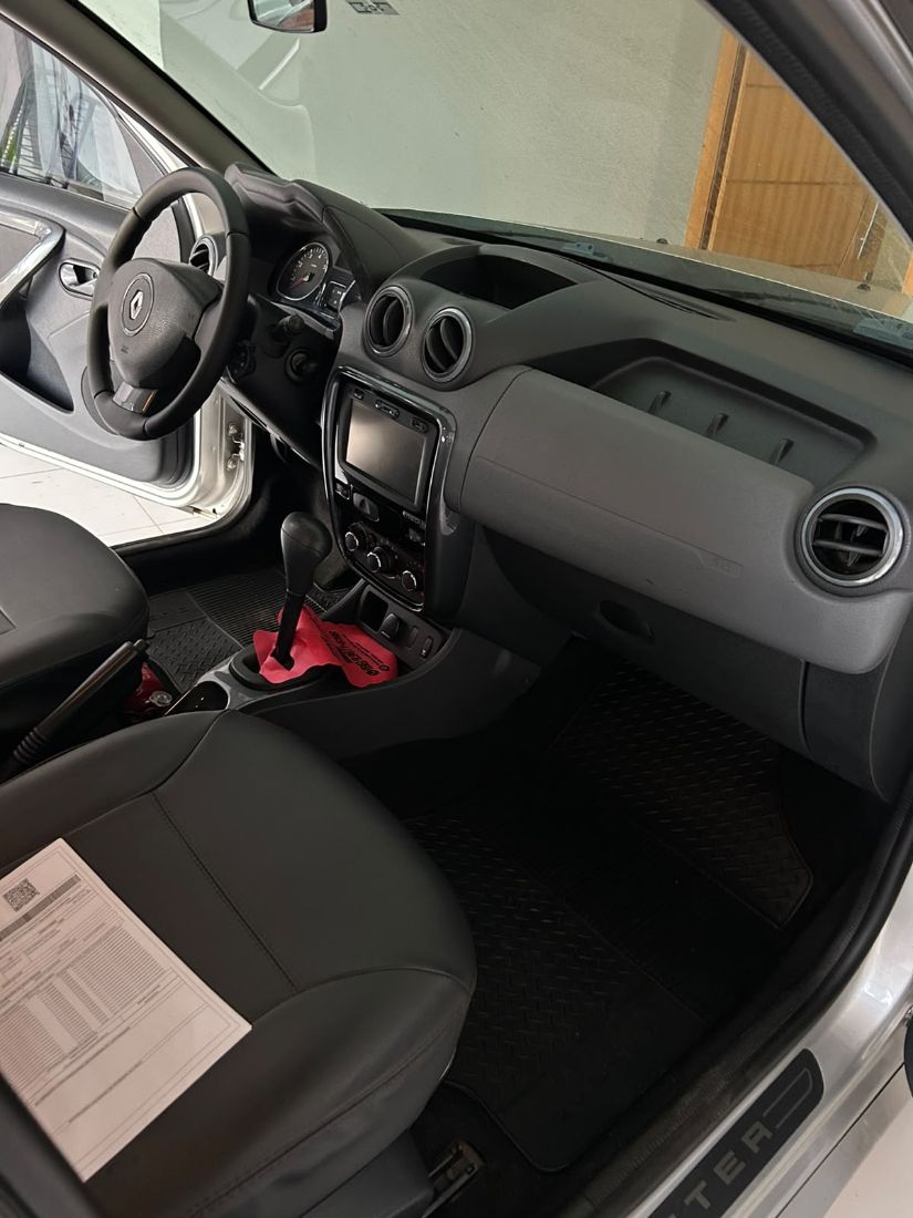 Renault Duster Dynamique 2.0 Automático Flex 2014/2015 — foto 4 de 6