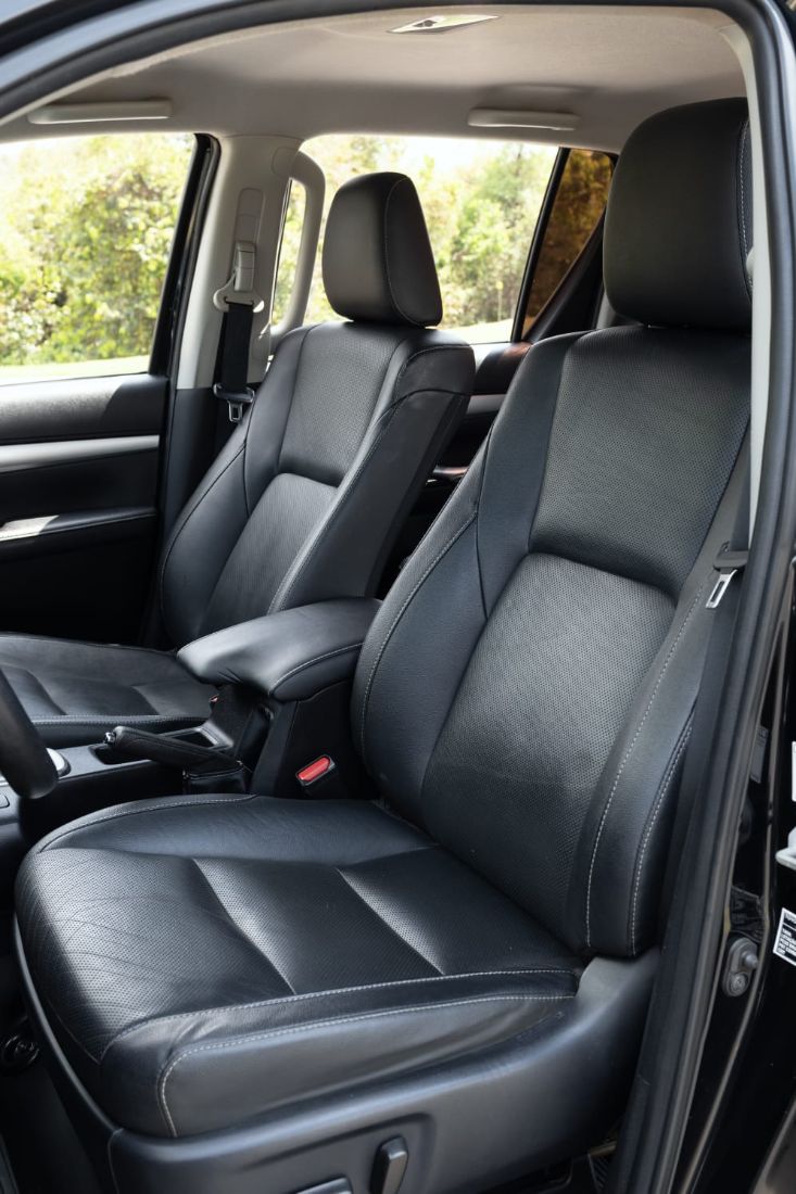 Toyota Hilux SRX CD 2.8 4x4 TDI Automático Diesel 2021/2022 — foto 6 de 15