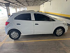 Onix Joy Hatch 1.0 Mecânico Flex 2017/2018 em Cuiabá - MT