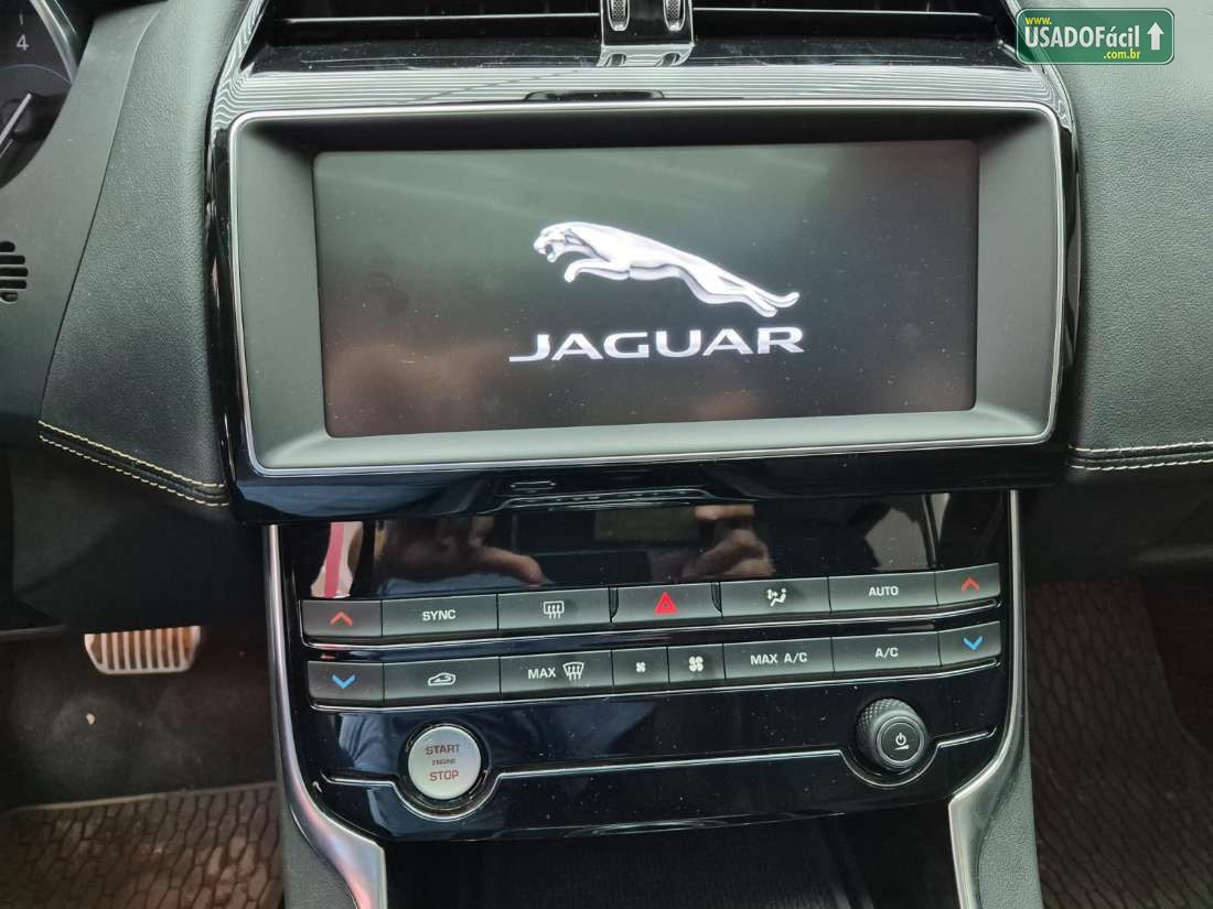 JAGUAR Jaguar XE 2.0 Turbocharged R-Sport Automático 2018/2019 — foto 16 de 33