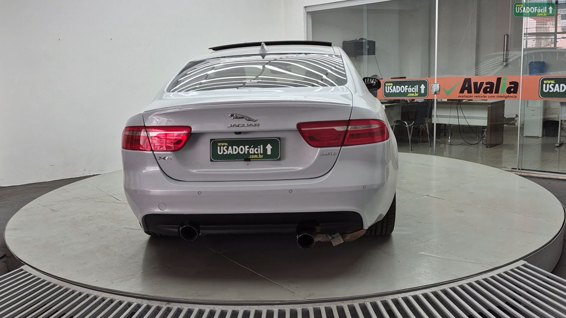 JAGUAR Jaguar XE 2.0 Turbocharged R-Sport Automático 2018/2019 — foto 6 de 33