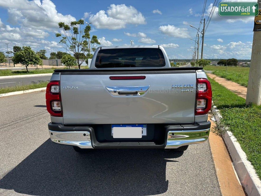 TOYOTA Hilux SRX CD 2.8 4x4 TDI Automático Diesel 2023/2023 — foto 6 de 11