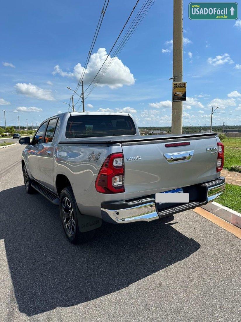 TOYOTA Hilux SRX CD 2.8 4x4 TDI Automático Diesel 2023/2023 — foto 8 de 11