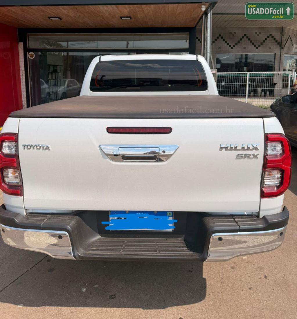 TOYOTA Hilux SRX CD 2.8 4x4 TDI Automático Diesel 2026/2026 — foto 4 de 5