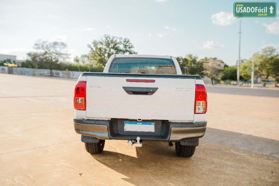 TOYOTA Hilux CD 2.8 4x4 Mecânico Diesel 2023/2023 — foto 3 de 11