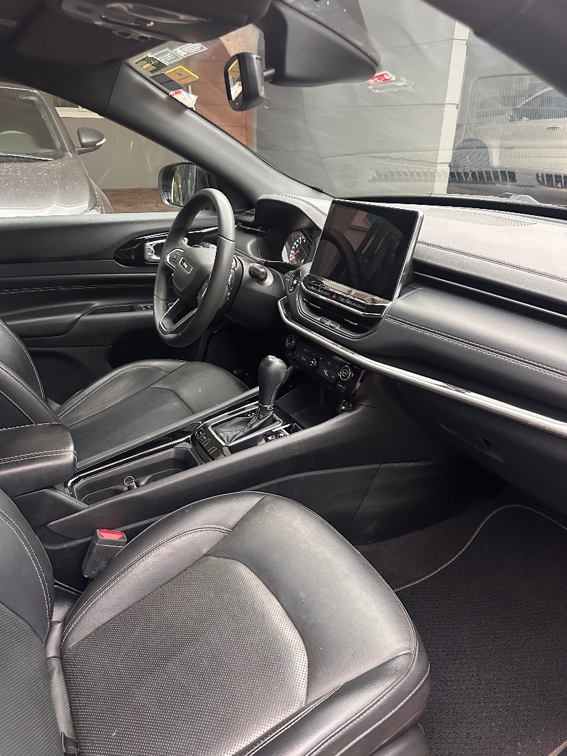 Jeep Compass T270 80 Anos 1.3 Turbo 4x2 Automático Flex 2021/2022 — foto 4 de 6