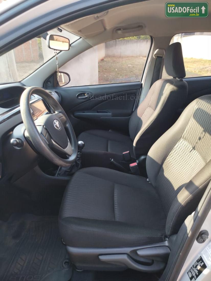 TOYOTA Etios Hatch X 1.3 Mecânico Flex 2017/2018 — foto 11 de 13