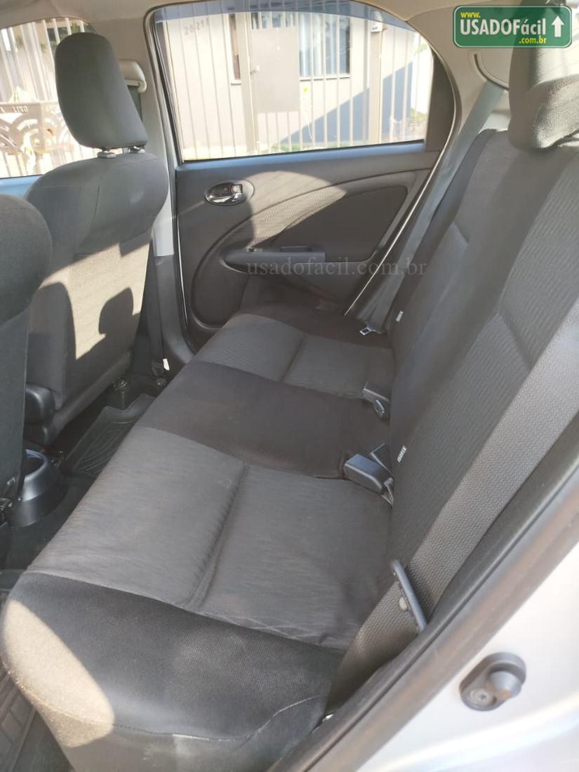 TOYOTA Etios Hatch X 1.3 Mecânico Flex 2017/2018 — foto 12 de 13