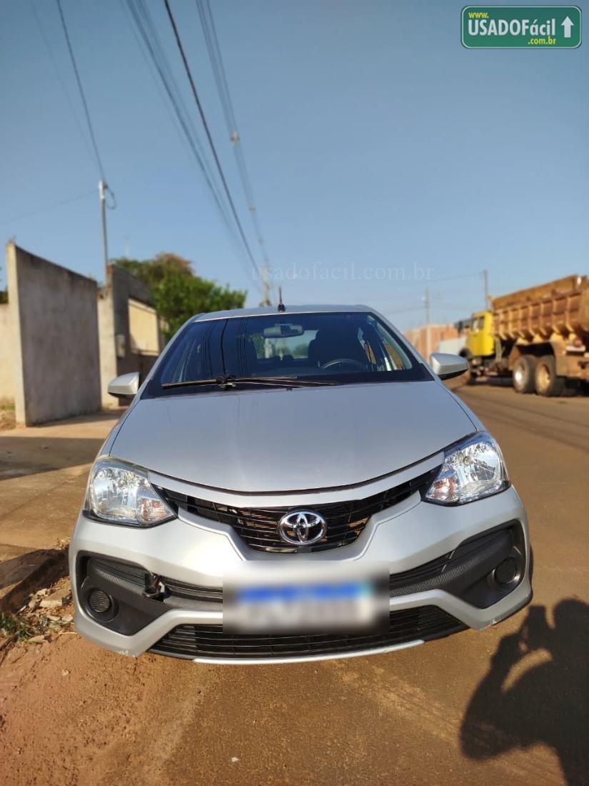 TOYOTA Etios Hatch X 1.3 Mecânico Flex 2017/2018 — foto 2 de 13