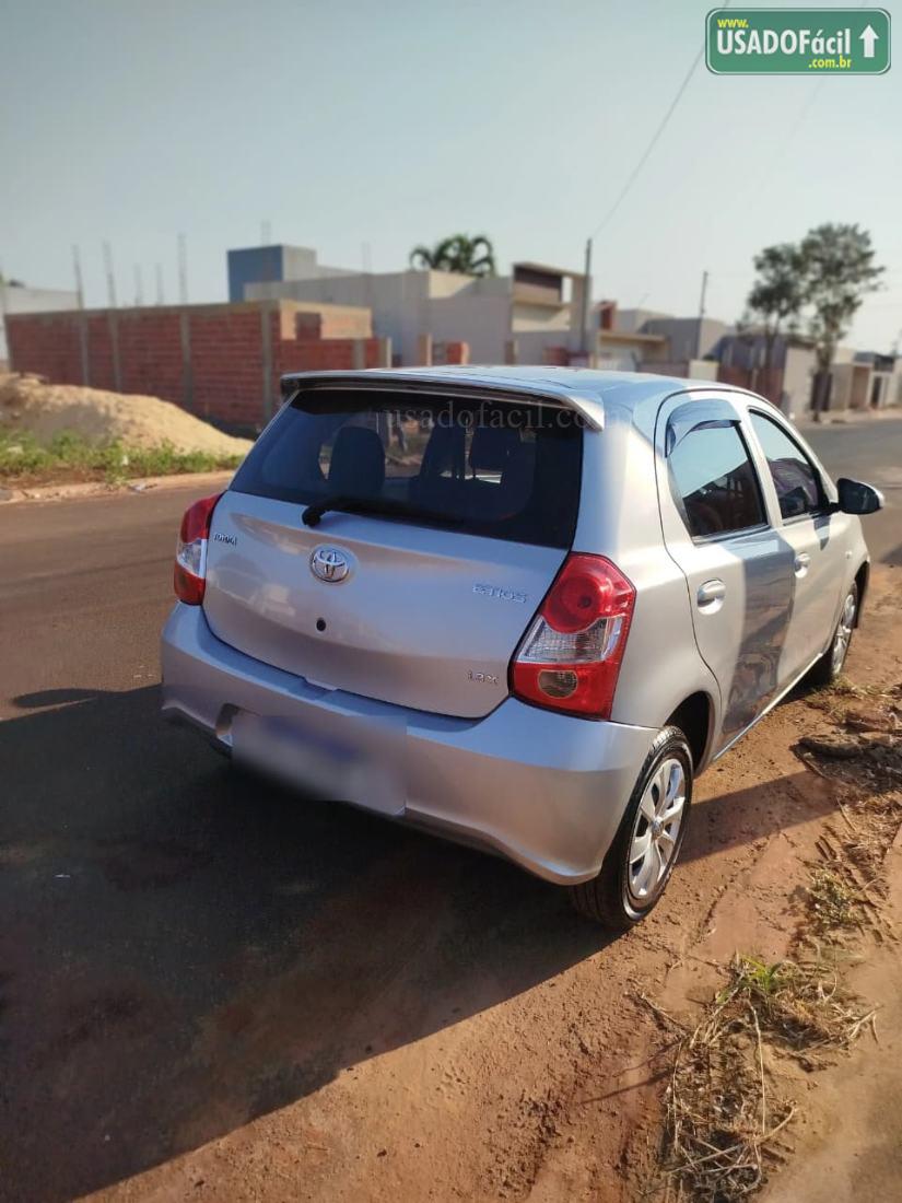 TOYOTA Etios Hatch X 1.3 Mecânico Flex 2017/2018 — foto 5 de 13