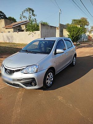 Etios Hatch X 1.3 Mecânico Flex 2017/2018 em Tangará da Serra - MT