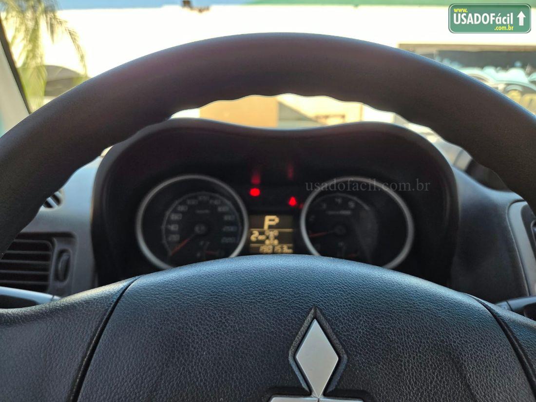 MITSUBISHI Pajero TR4 2.0 4x4 Automático 2011/2012 — foto 4 de 5