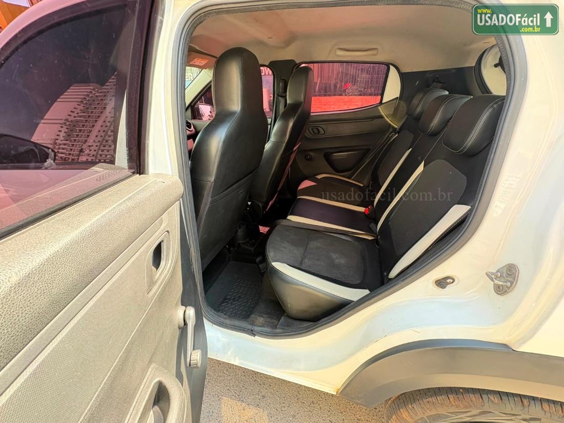 RENAULT Kwid Intense 1.0 Mecânico Flex 2019/2020 — foto 8 de 9
