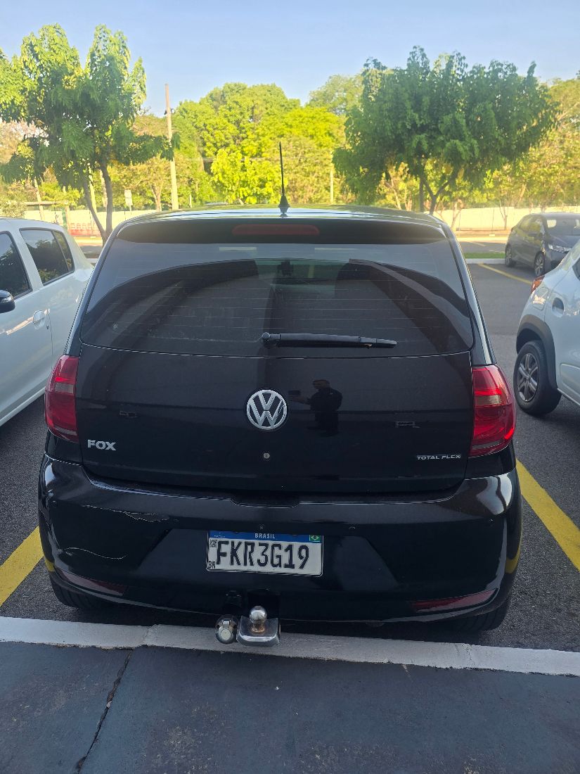 Volkswagen Fox 4P total flex 1.0 2014/2014 — foto 5 de 8