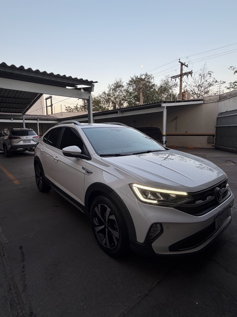 Volkswagen Nivus Highline 200 TSI Automático Flex 2022/2022 — foto 2 de 9