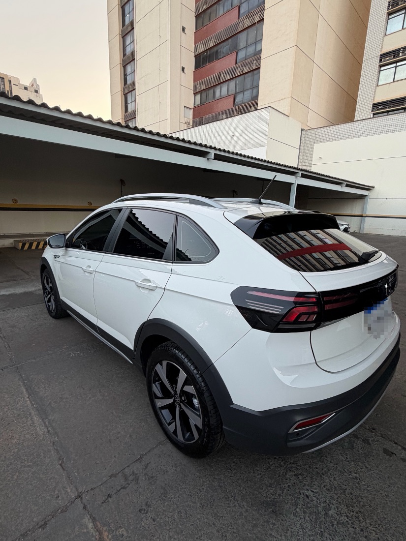 Volkswagen Nivus Highline 200 TSI Automático Flex 2022/2022 — foto 3 de 9