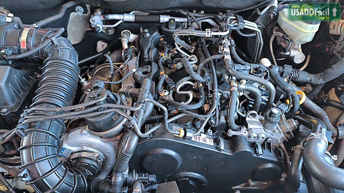 VOLKSWAGEN Amarok Trendline CD 2.0 4X4 TDI Automático Diesel 2017/2018 — foto 10 de 14