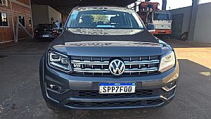 Amarok Highline Cd 3.0 4x4 Turbo Automático Diesel 2023/2024 em Rondonópolis - MT