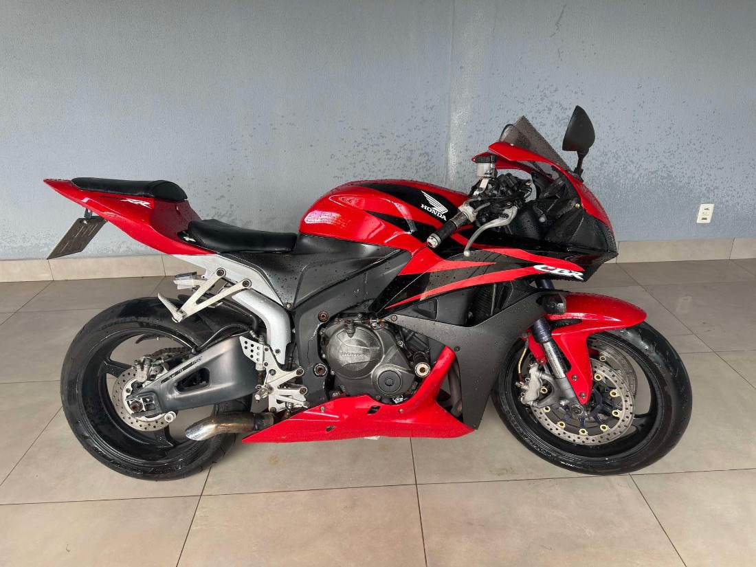 Honda CBR 600 RR 2008/2008 — foto 4 de 4