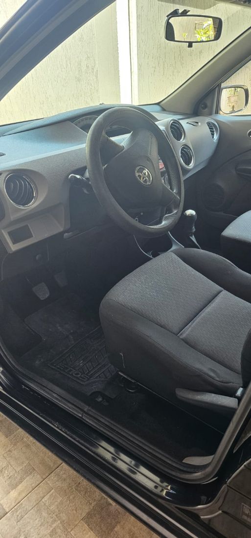 Toyota Etios Sedan XLS 1.5 Mecânico Flex 2013/2013 — foto 5 de 6