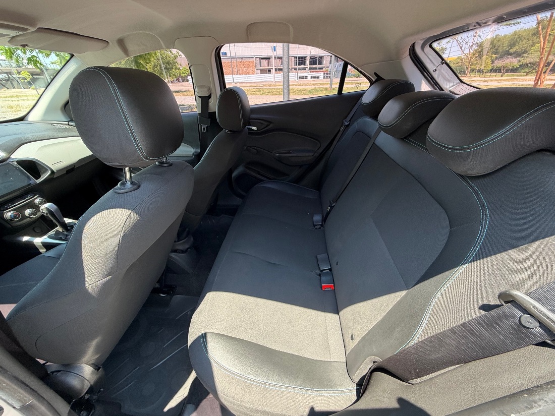 CHEVROLET/GM Onix Hatch Advantage 1.4 Automático Flex 2019/2019 — foto 11 de 15
