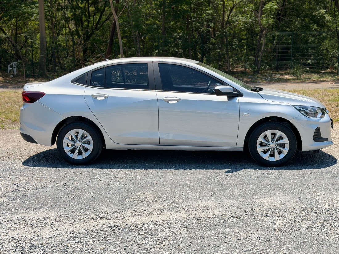 CHEVROLET/GM Onix Sedan Plus LT 1.0 Turbo Automático Flex 2022/2023 — foto 4 de 13