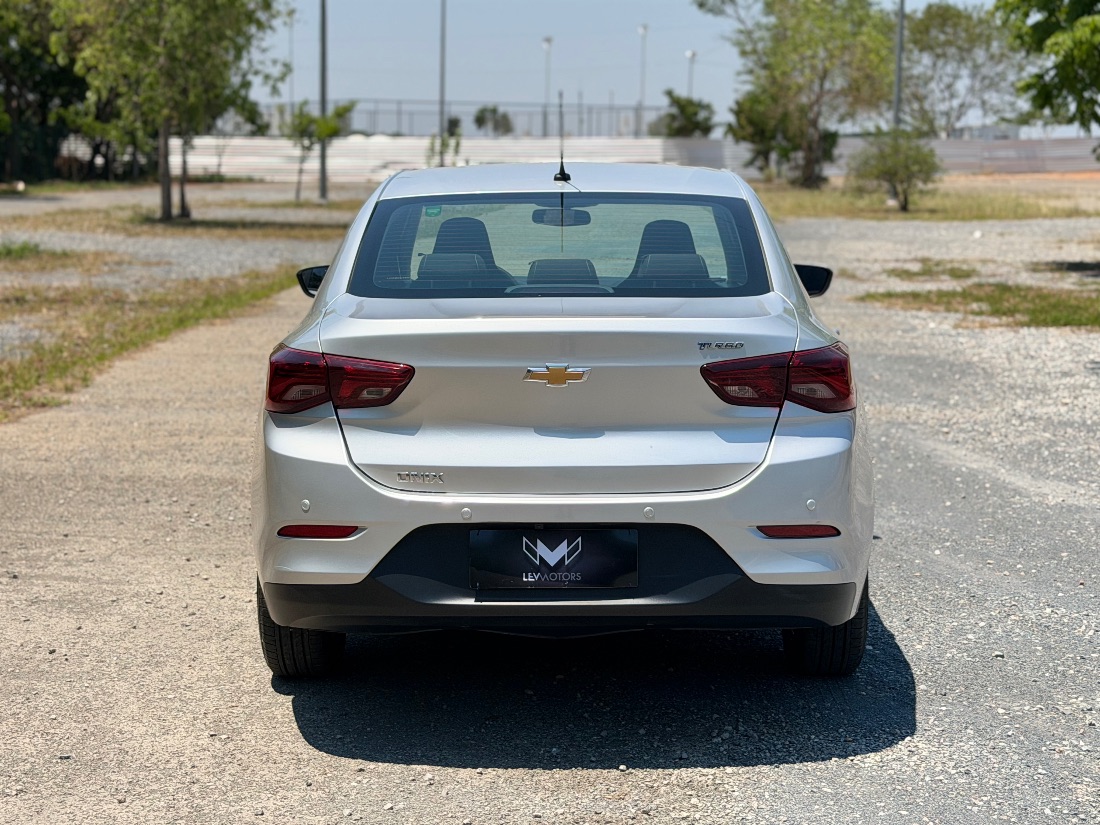 CHEVROLET/GM Onix Sedan Plus LT 1.0 Turbo Automático Flex 2022/2023 — foto 6 de 13