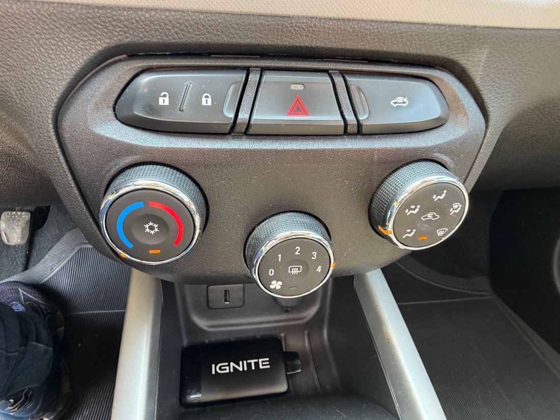 CHEVROLET/GM Onix Hatch LT 1.0 Mecânico Flex 2019/2019 — foto 15 de 15