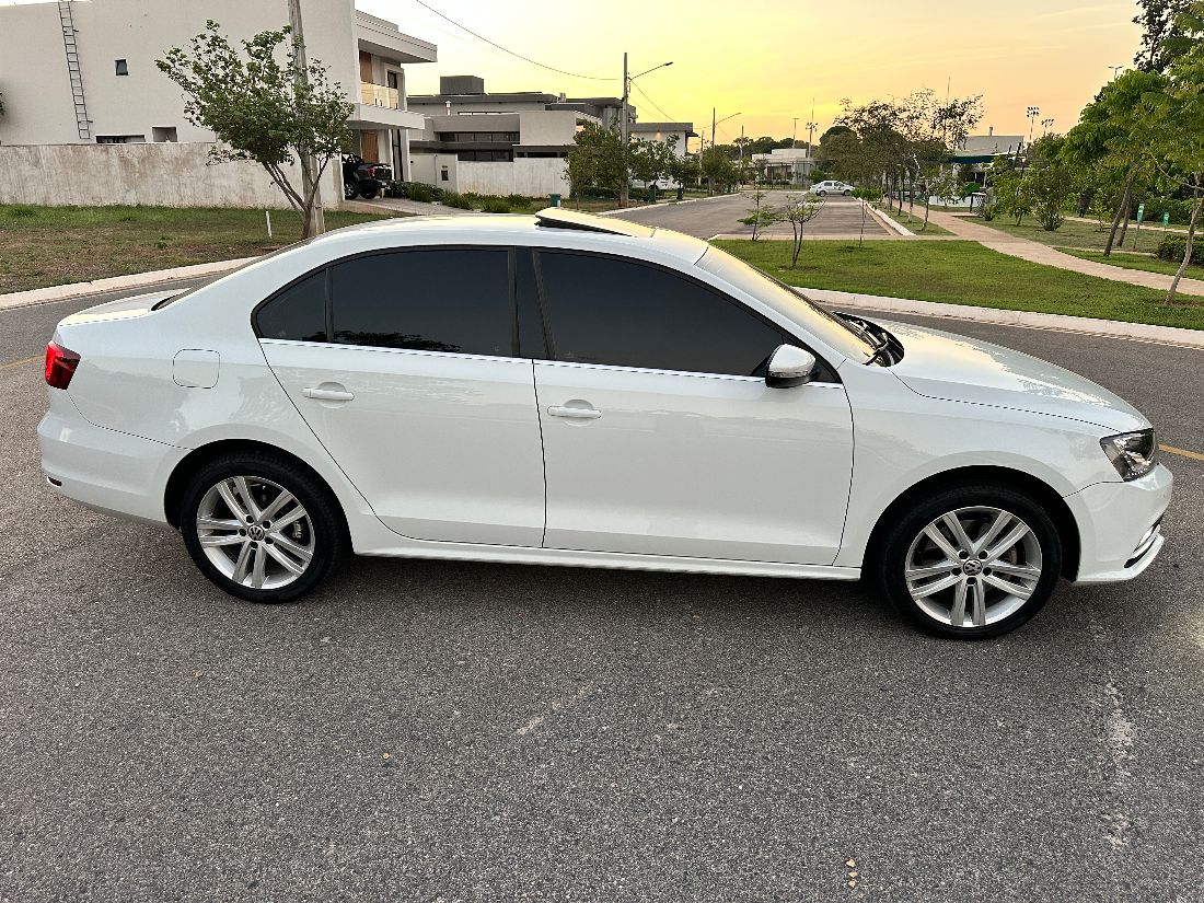 Volkswagen Jetta Highline 2.0 TSI Automático Tiptronic 2015/2015 — foto 6 de 14