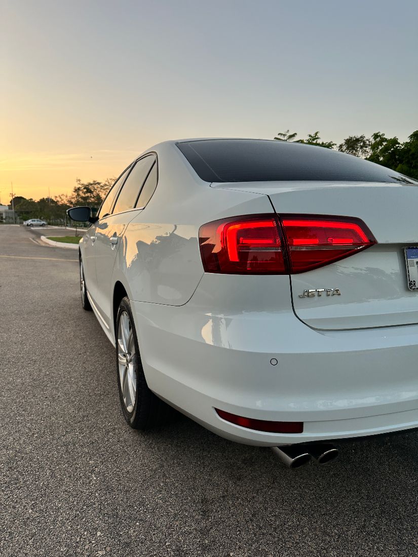 Volkswagen Jetta Highline 2.0 TSI Automático Tiptronic 2015/2015 — foto 8 de 14