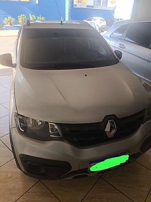 Kwid Outsider 1.0 Mecânico Flex 2019/2020 em Várzea Grande - MT