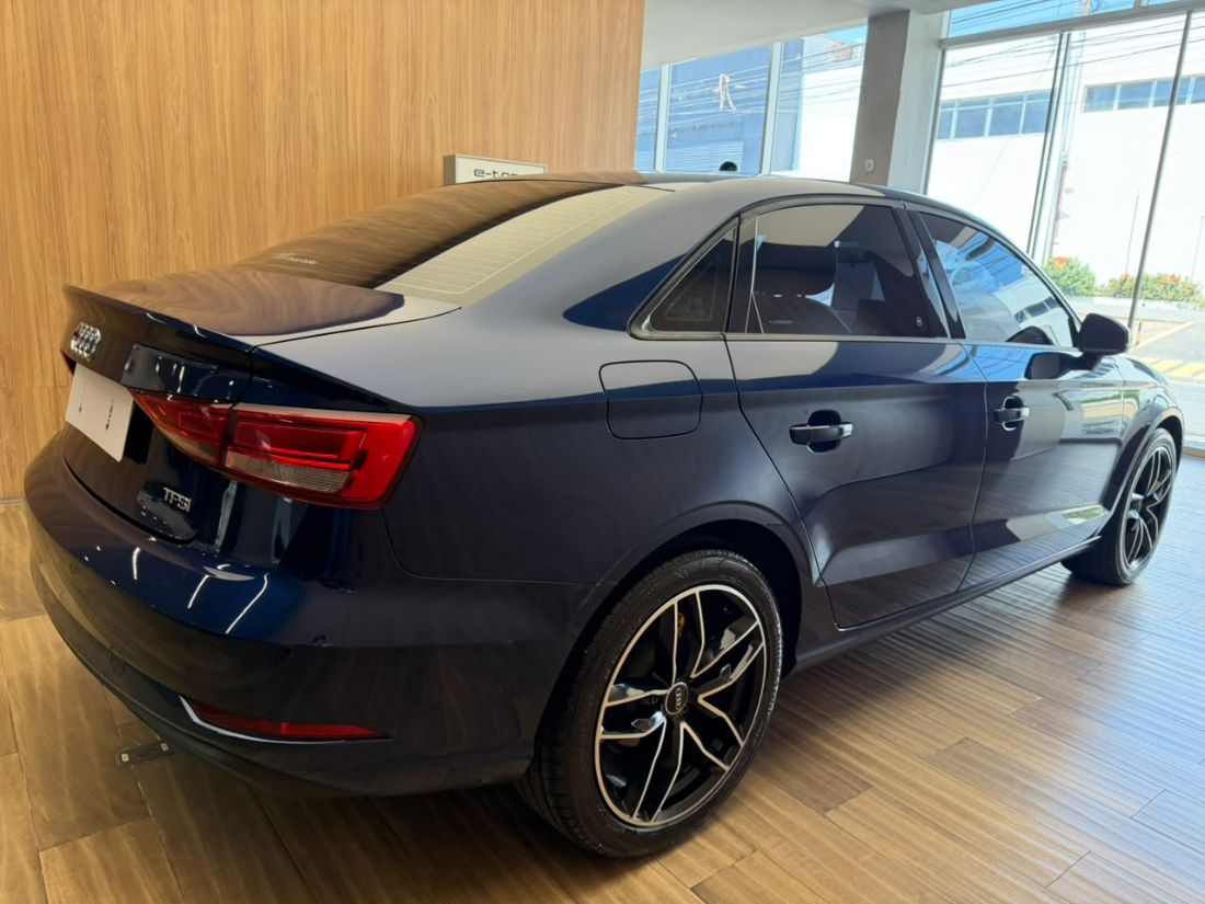 Audi Audi A3 Sedan Ambiente 1.4 TFSI Tiptronic 4P Flex 2018/2018 — foto 5 de 15
