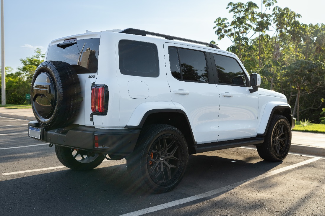 GWM Tank 300 AWD Automático Híbrido 2.0 16V 2025/2026 — foto 6 de 14