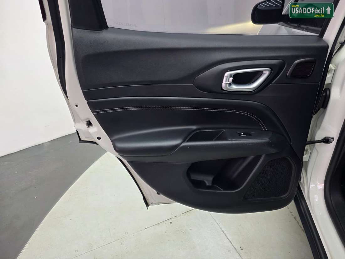 JEEP Compass Longitude T270 1.3 Turbo 4x2 Automático Flex 2023/2023 — foto 24 de 33
