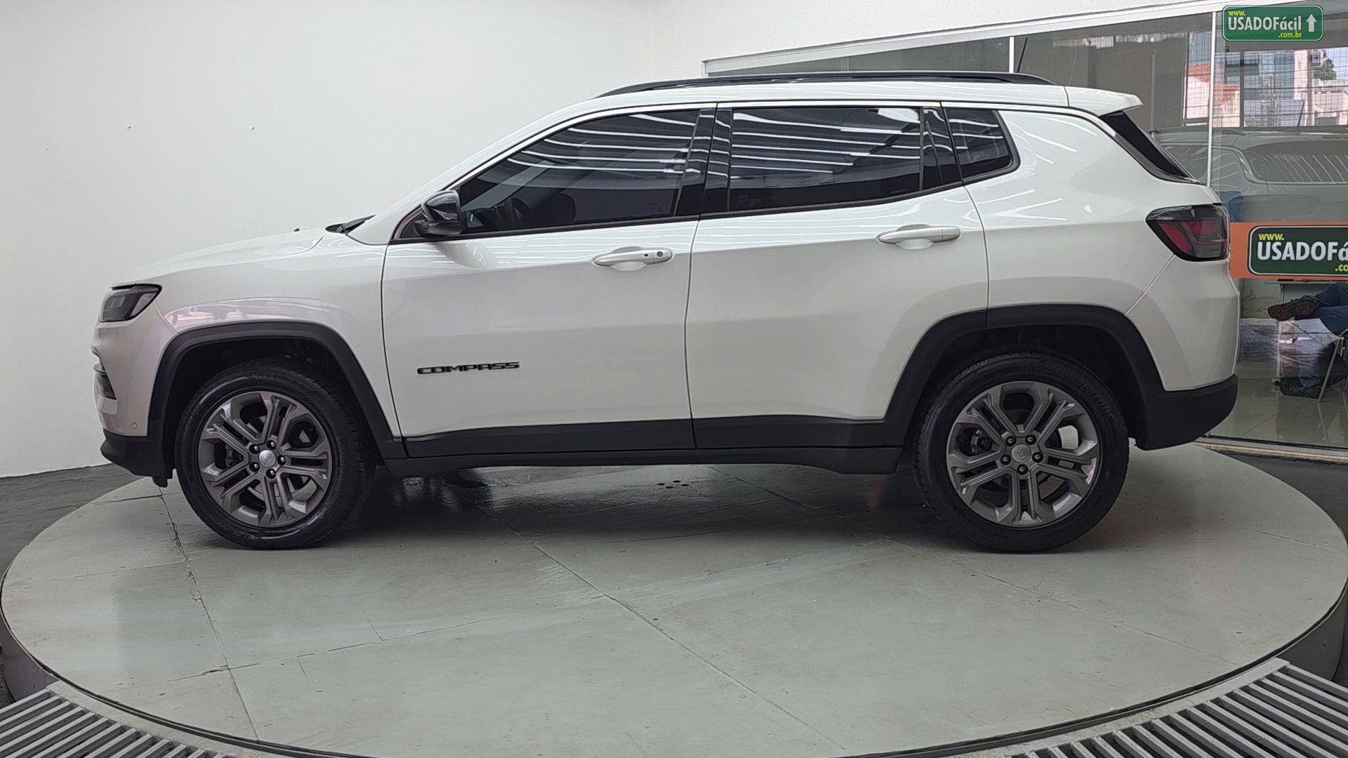 JEEP Compass Longitude T270 1.3 Turbo 4x2 Automático Flex 2023/2023 — foto 8 de 33