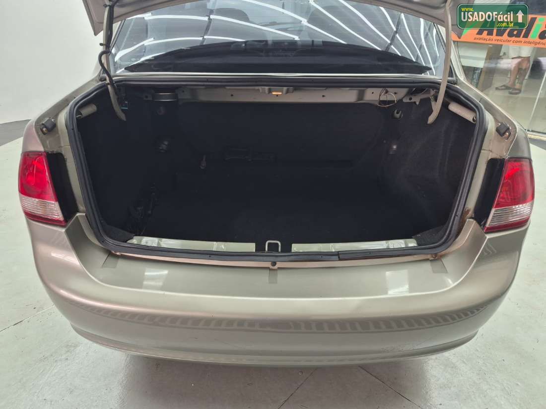CHEVROLET/GM Corsa Sedan Classic Life 1.0 Flex 2010/2011 — foto 21 de 23