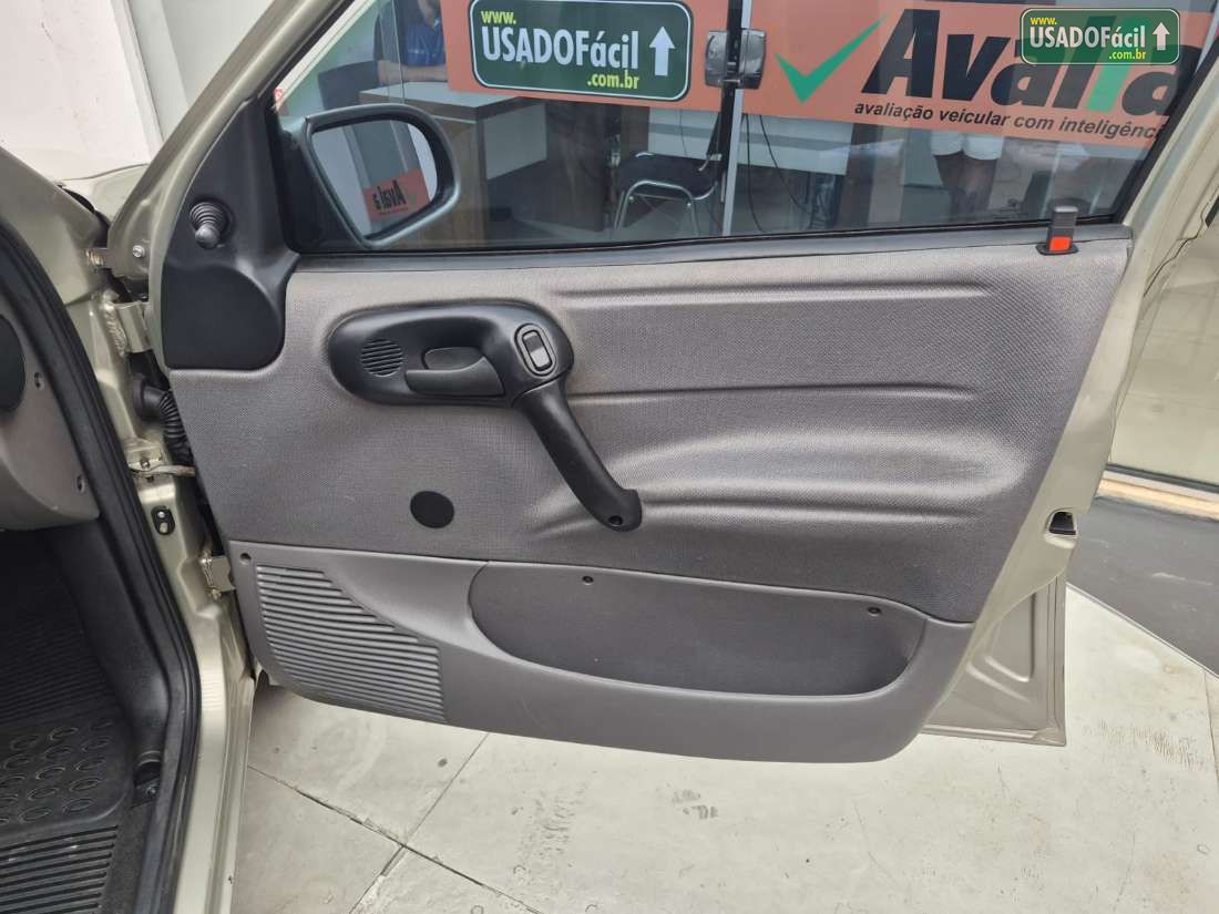 CHEVROLET/GM Corsa Sedan Classic Life 1.0 Flex 2010/2011 — foto 19 de 23