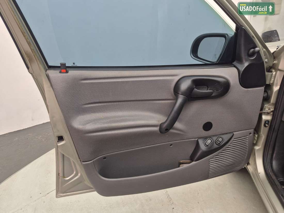 CHEVROLET/GM Corsa Sedan Classic Life 1.0 Flex 2010/2011 — foto 17 de 23