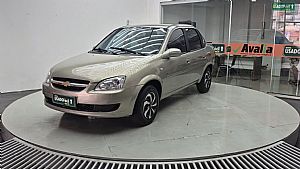 Corsa Sedan Classic Life 1.0 Flex 2010/2011 em Cuiabá - MT