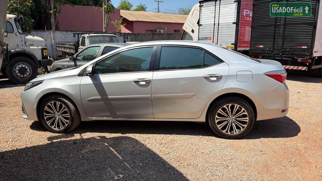 TOYOTA Corolla GLi Upper 1.8 Automático Flex 2017/2018 — foto 4 de 6